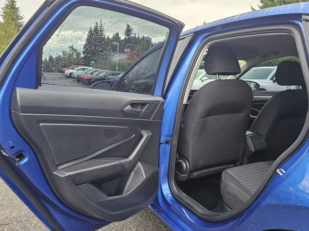 Used 2022 Volkswagen Jetta S FWD image 17