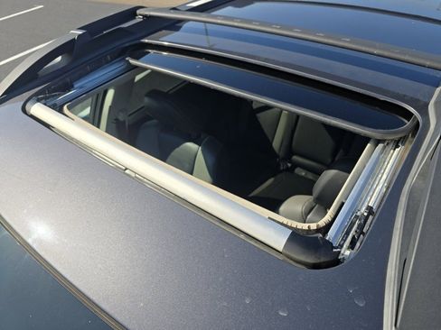 Used 2020 Subaru Outback Onyx Edition XT w/ Popular Package #2 image 4