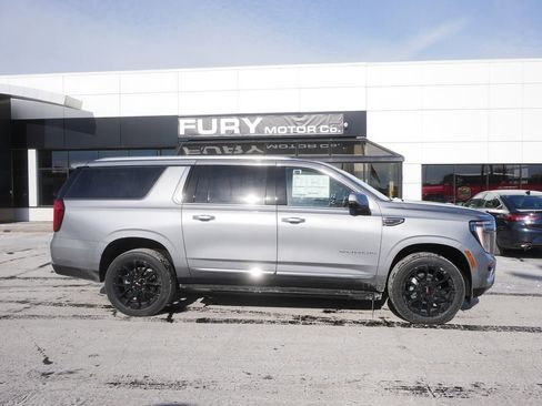 New 2026 GMC Yukon XL Elevation w/ Elevation Premium Package image 1