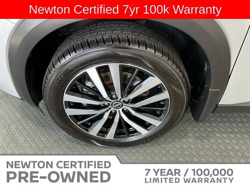 Used 2024 Nissan Pathfinder Platinum w/ Cargo Package FWD image 46