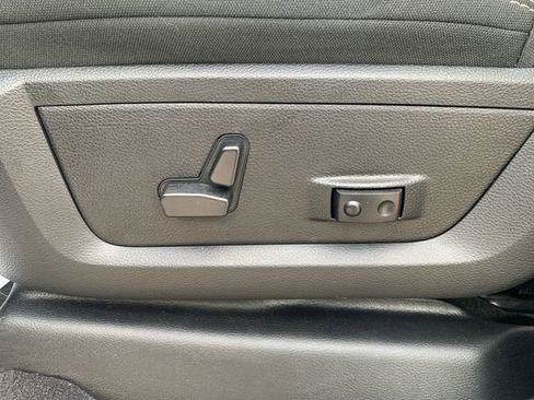 Used 2026 RAM 2500 Big Horn AWD/4WD image 27