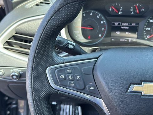 Used 2023 Chevrolet Malibu LT FWD image 13