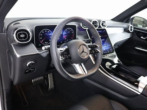 Certified 2025 Mercedes-Benz GLC 300 4MATIC image 26