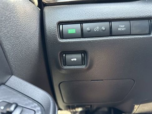 Used 2021 Nissan Sentra SV image 42