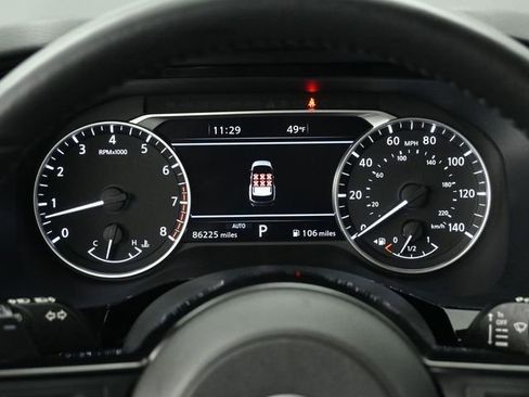 Used 2022 Nissan Pathfinder SL image 28