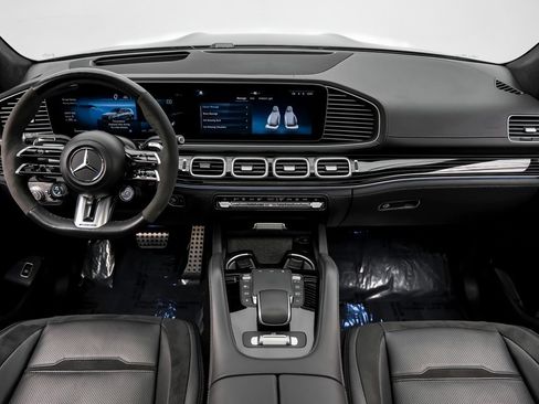 Used 2024 Mercedes-Benz GLS 63 AMG 4MATIC image 13
