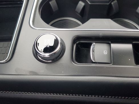 New 2026 Lincoln Corsair Premiere image 24