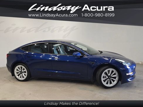 Used 2022 Tesla Model 3 Long Range AWD/4WD image 3