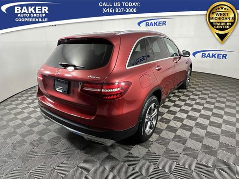 Used 2019 Mercedes-Benz GLC 300 4MATIC image 9