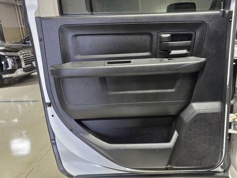 Used 2014 RAM 1500 Express image 8