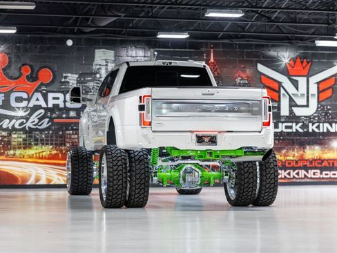 Used 2024 Ford F450 Limited w/ FX4 Off-Road Package AWD/4WD image 19