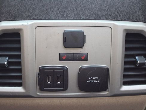 Used 2017 Ford F150 Lariat w/ Equipment Group 502A Luxury image 34