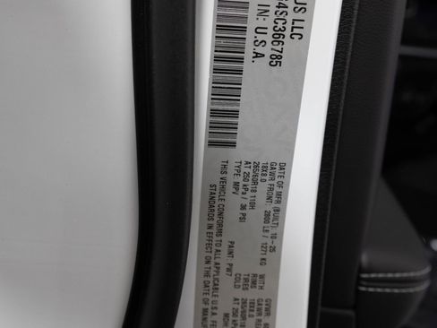 New 2025 Jeep Grand Cherokee Laredo X image 37