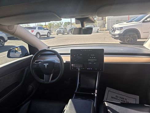 Used 2020 Tesla Model Y Long Range AWD/4WD image 5