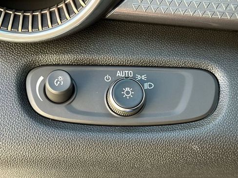 Used 2024 Chevrolet Trax ACTIV w/ Driver Confidence Package image 25