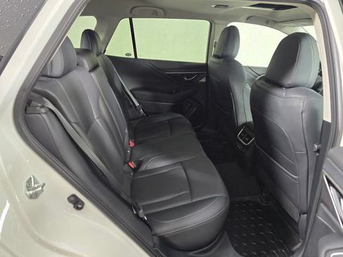 Used 2022 Subaru Outback Limited AWD/4WD image 12