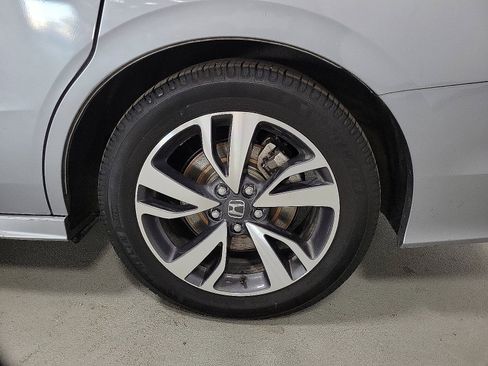 Used 2023 Honda Odyssey Touring image 8