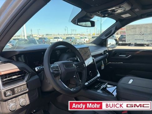 New 2026 GMC Yukon XL Denali w/ Sun & Power Step Package AWD/4WD image 18