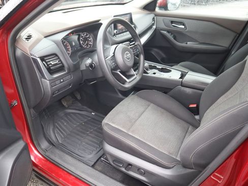 Used 2021 Nissan Rogue SV image 13