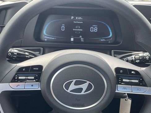 New 2026 Hyundai Elantra SE image 36