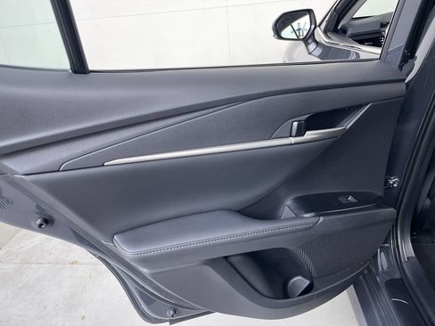 Used 2025 Toyota Camry XLE FWD image 18