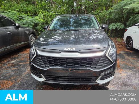 Used 2025 Kia Sportage LX FWD image 15