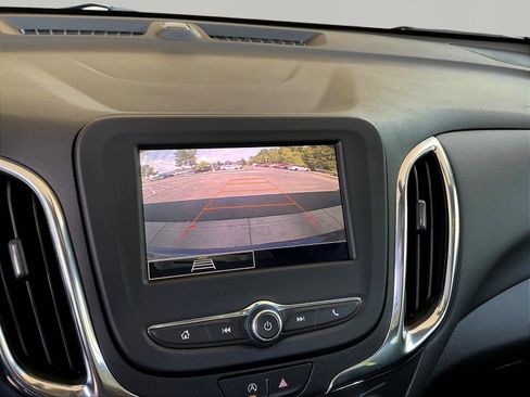 Used 2022 Chevrolet Equinox LT FWD image 14