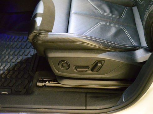 Used 2023 Audi Q3 2.0T Premium Plus image 26