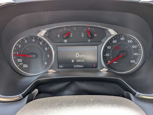 Used 2025 Chevrolet Blazer LT FWD image 16