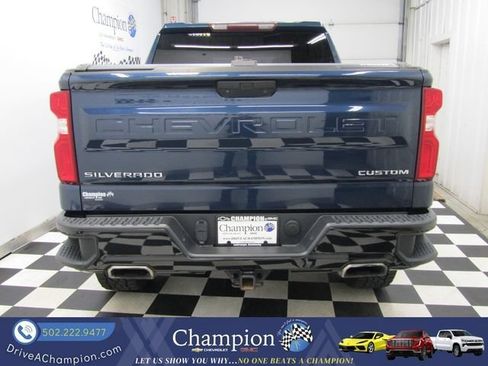 Used 2019 Chevrolet Silverado 1500 Custom Trail Boss w/ Custom Convenience Package AWD/4WD image 14