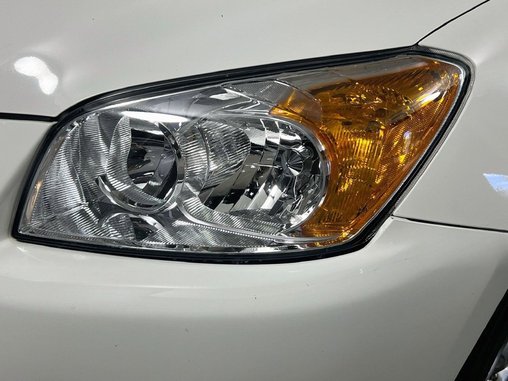 Used 2012 Toyota RAV4 FWD w/ Value Pkg image 11