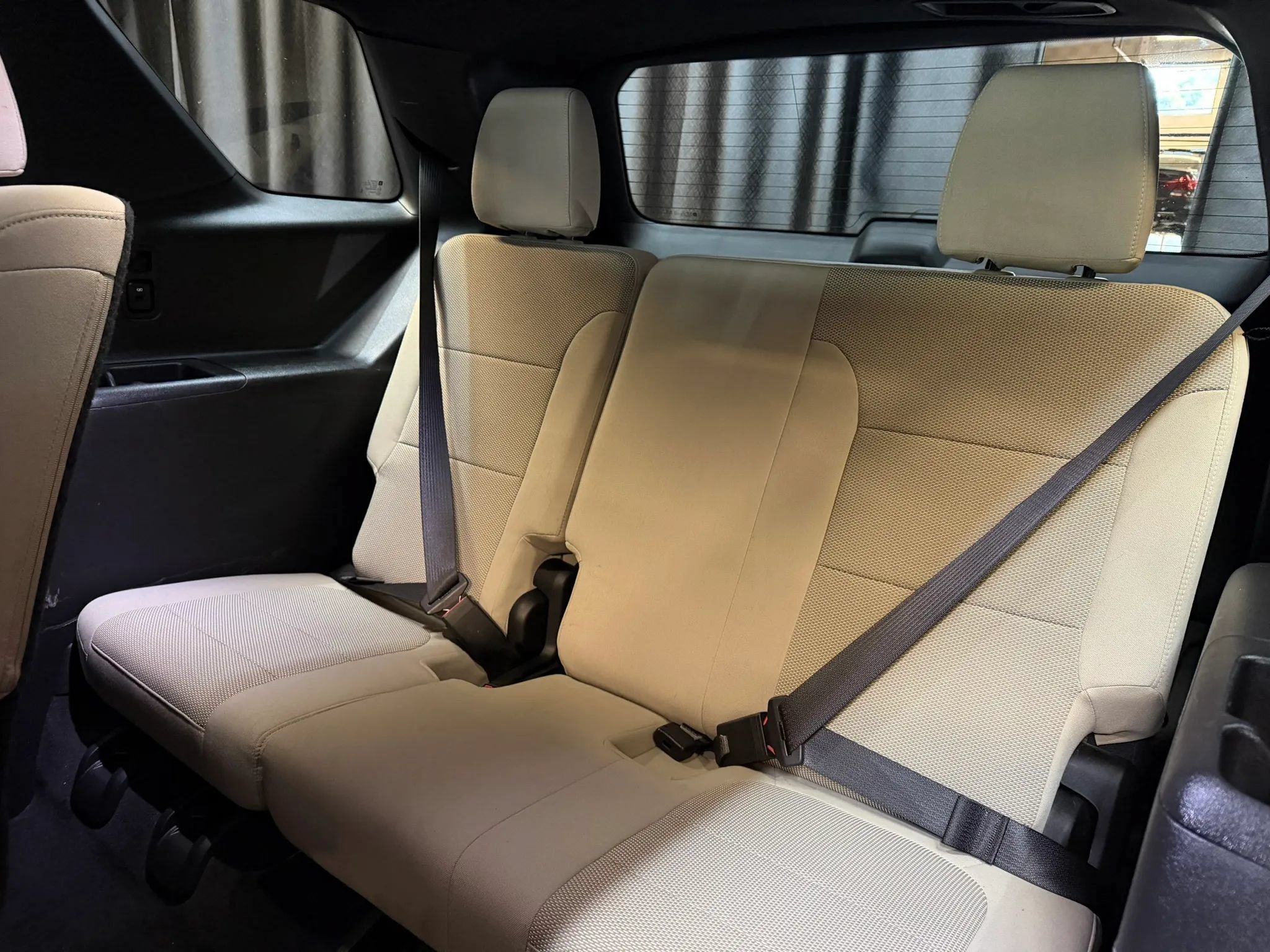 Used 2022 Chevrolet Traverse LS AWD/4WD image 23