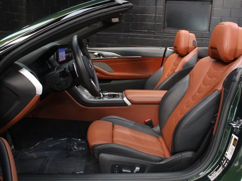 Used 2026 BMW 840i xDrive Convertible w/ Comfort Seating Package AWD/4WD image 42