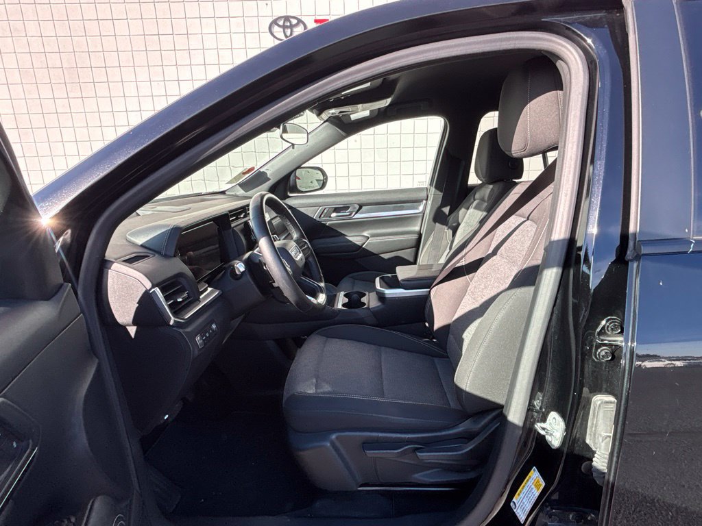 Used 2025 GMC Terrain Elevation FWD image 4