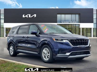 Certified 2022 Kia Carnival LX
