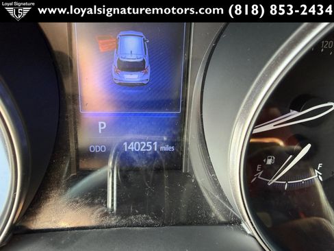 Used 2018 Toyota C-HR XLE image 21