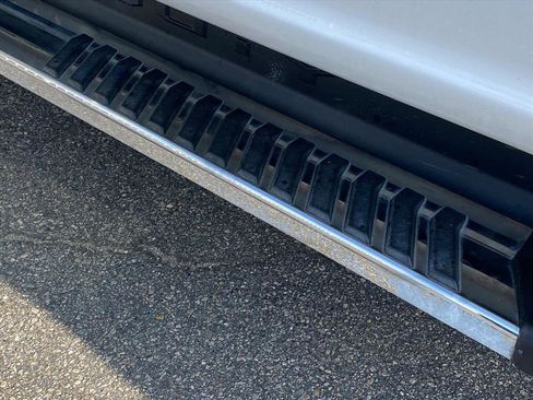 Used 2020 Ford F250 XLT w/ XLT Premium Package image 22