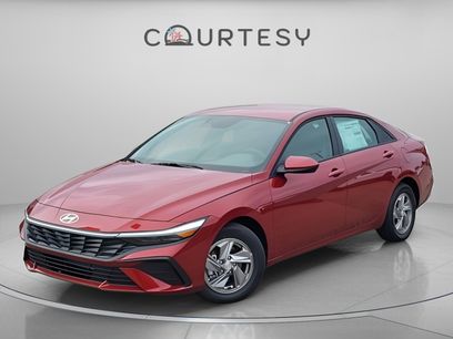 New 2026 Hyundai Elantra SE