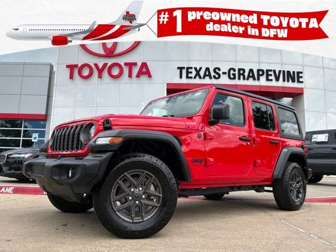 Used 2025 Jeep Wrangler Unlimited Sport AWD/4WD image 1