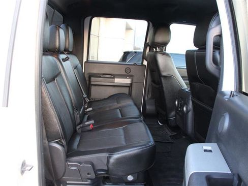 Used 2013 Ford F250 Lariat image 14
