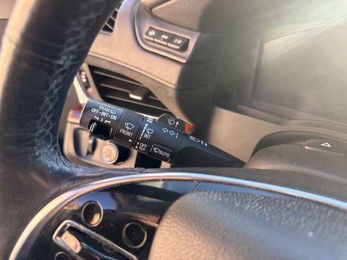 Used 2015 Cadillac Escalade Premium image 65