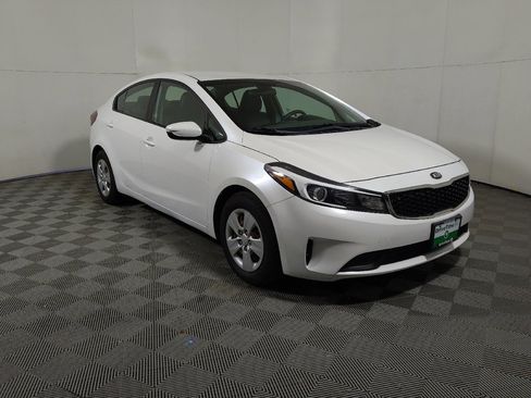 Used 2018 Kia Forte LX w/ LX Popular Package FWD image 11