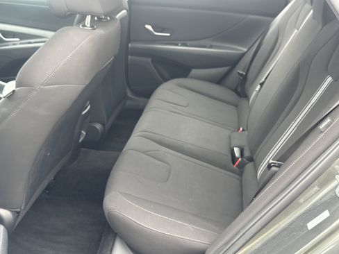 Used 2024 Hyundai Elantra SEL FWD image 20