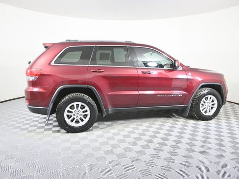 Used 2018 Jeep Grand Cherokee Laredo image 7