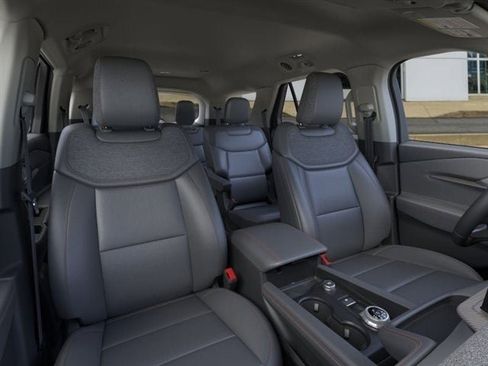 New 2026 Ford Explorer Active w/ Active Comfort Package AWD/4WD image 79