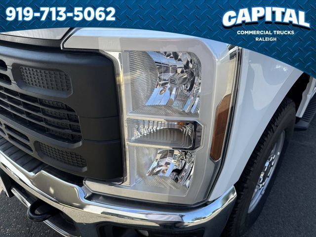 New 2026 Ford F250 XL w/ XL Chrome Package RWD image 13