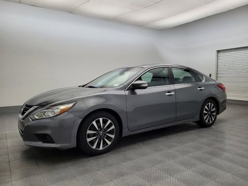 Used 2017 Nissan Altima 2.5 SL image 2