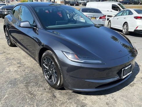 Used 2026 Tesla Model 3 AWD/4WD image 78