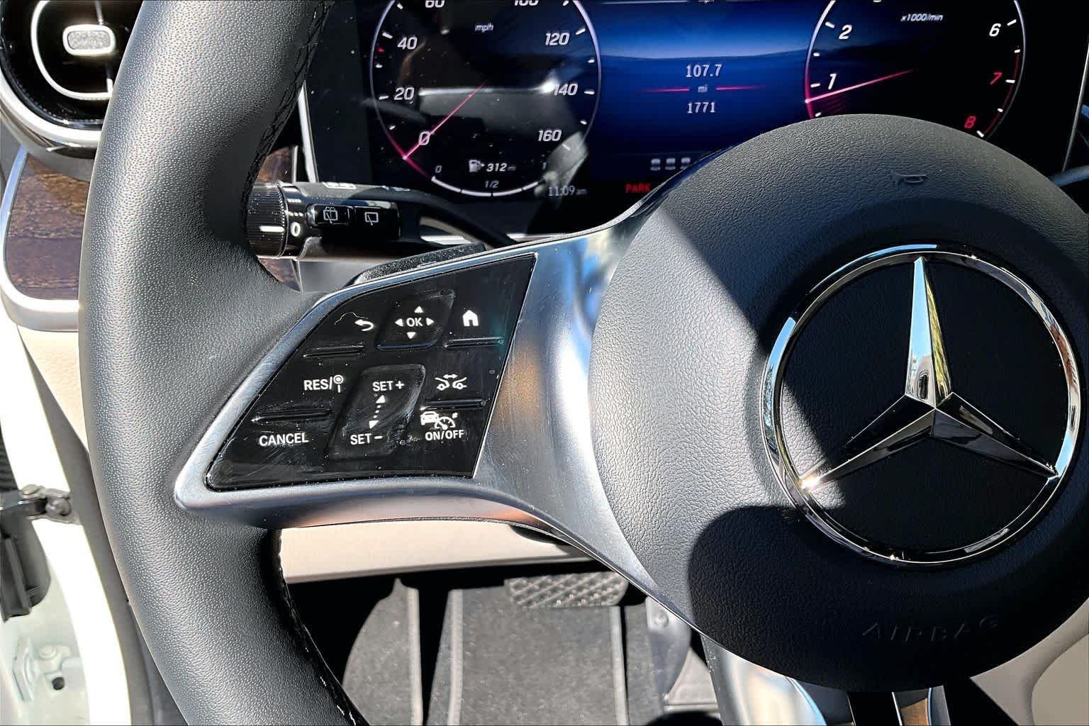 Certified 2026 Mercedes-Benz GLC 300 image 24