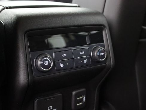Used 2019 GMC Acadia Denali AWD/4WD image 32